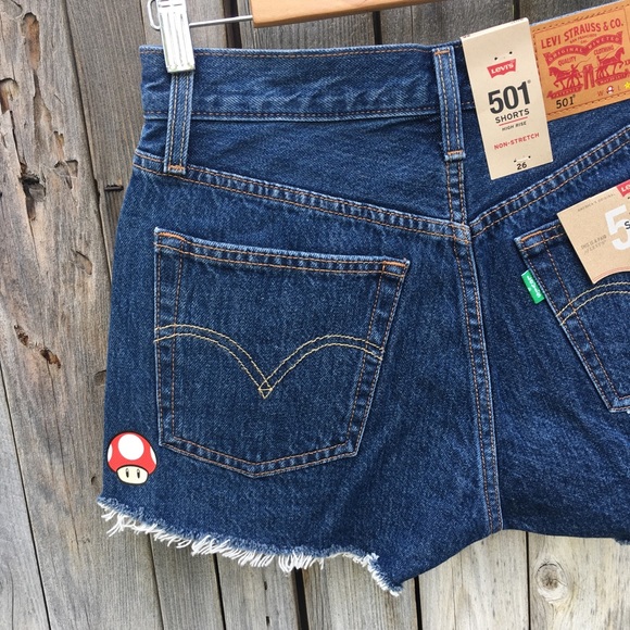 NWT Levi’s x Super Mario 501 Jean Shorts Blue 26 - Picture 7 of 15